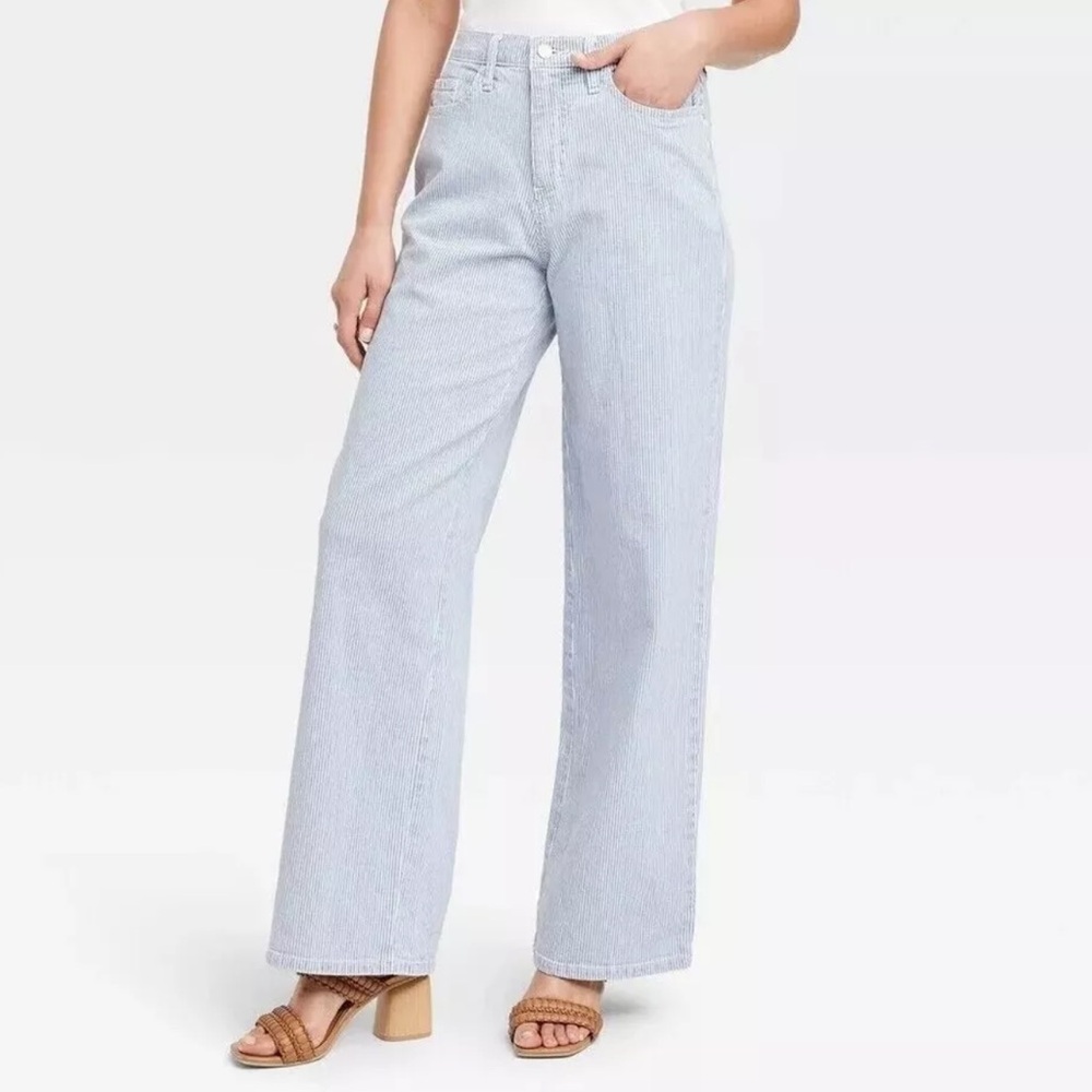 Universal Thread Women's Relaxed Wide Leg Railroad Stripe Jeans  size 10